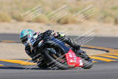 media/Oct-29-2022-CVMA (Sat) [[14c0aa3b66]]/Race 8 Supersport Middleweight/Folder 2/